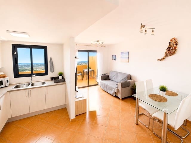 Casa de 2 habitaciones en Caleta de Fuste, Antigua en venta con piscina garaje - 220.000 € (Ref: 9819912)