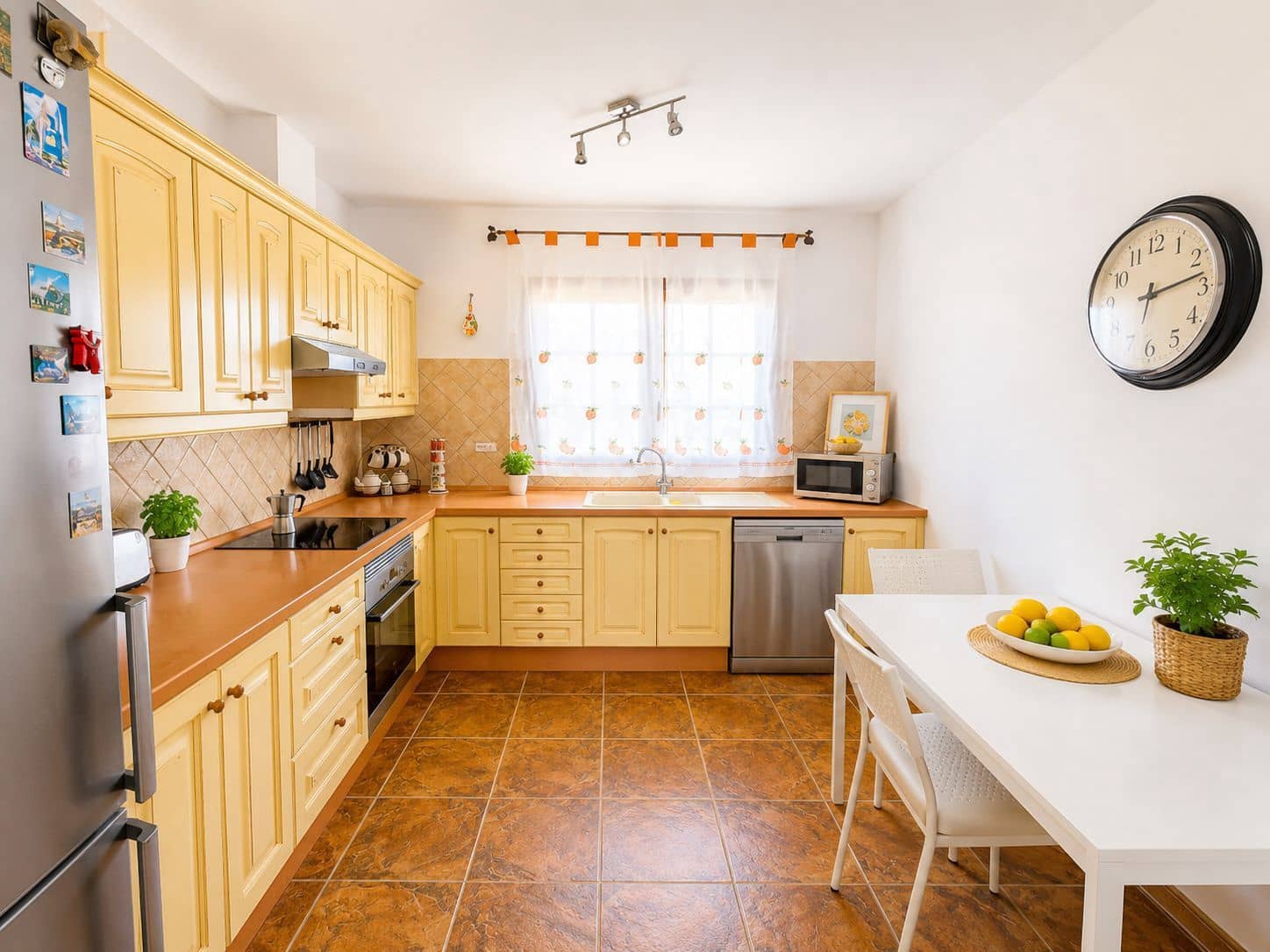 3 Zimmer Villa zu verkaufen in Antigua mit Pool Garage - 430.000 € (Ref: 9824713)