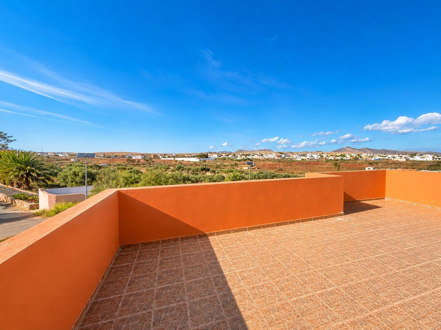 3 Zimmer Villa zu verkaufen in Antigua mit Pool Garage - 430.000 € (Ref: 9824713)