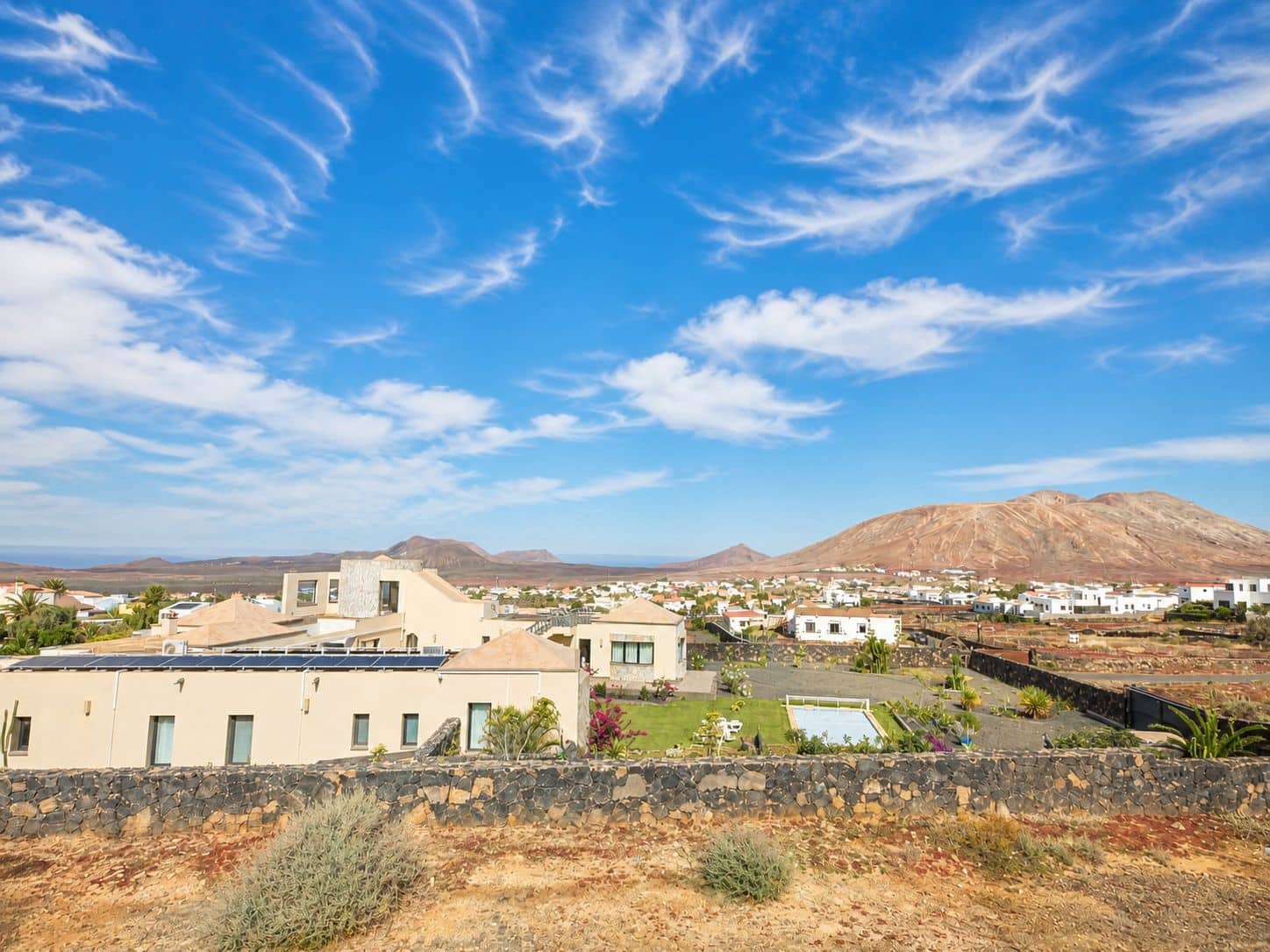 8 bedroom Villa for sale in Villaverde with garage - € 495,000 (Ref: 9826167)