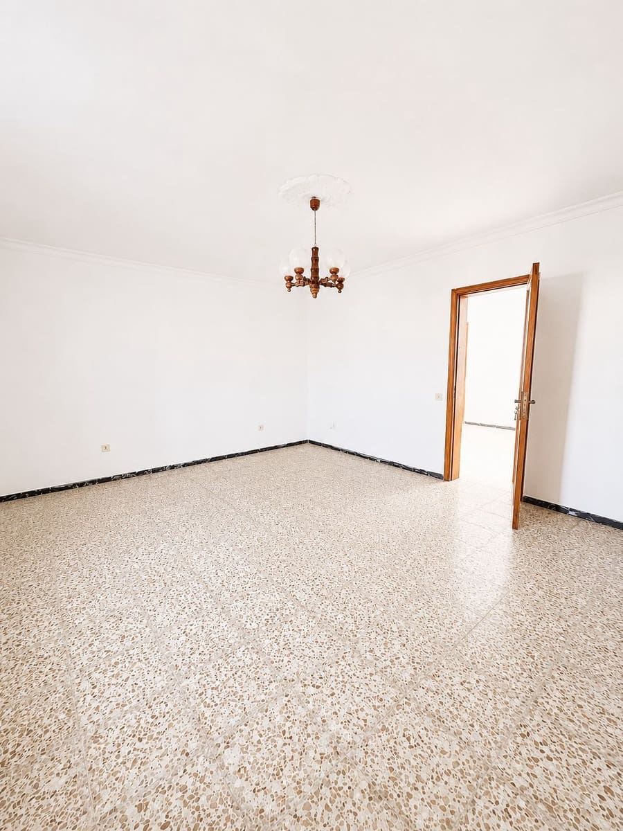 3 bedroom Finca/Country House for sale in Antigua with garage - € 265,000 (Ref: 9828267)