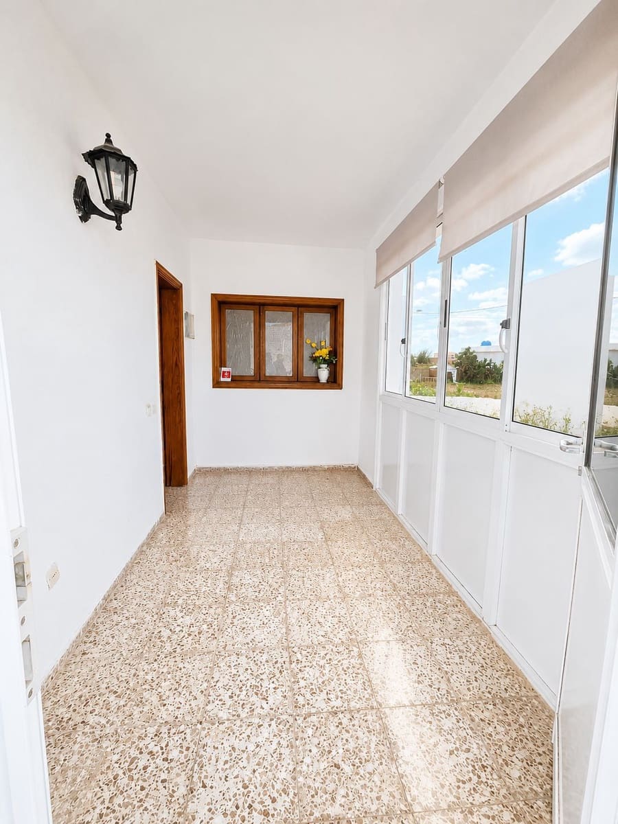 3 bedroom Finca/Country House for sale in Antigua with garage - € 265,000 (Ref: 9828267)