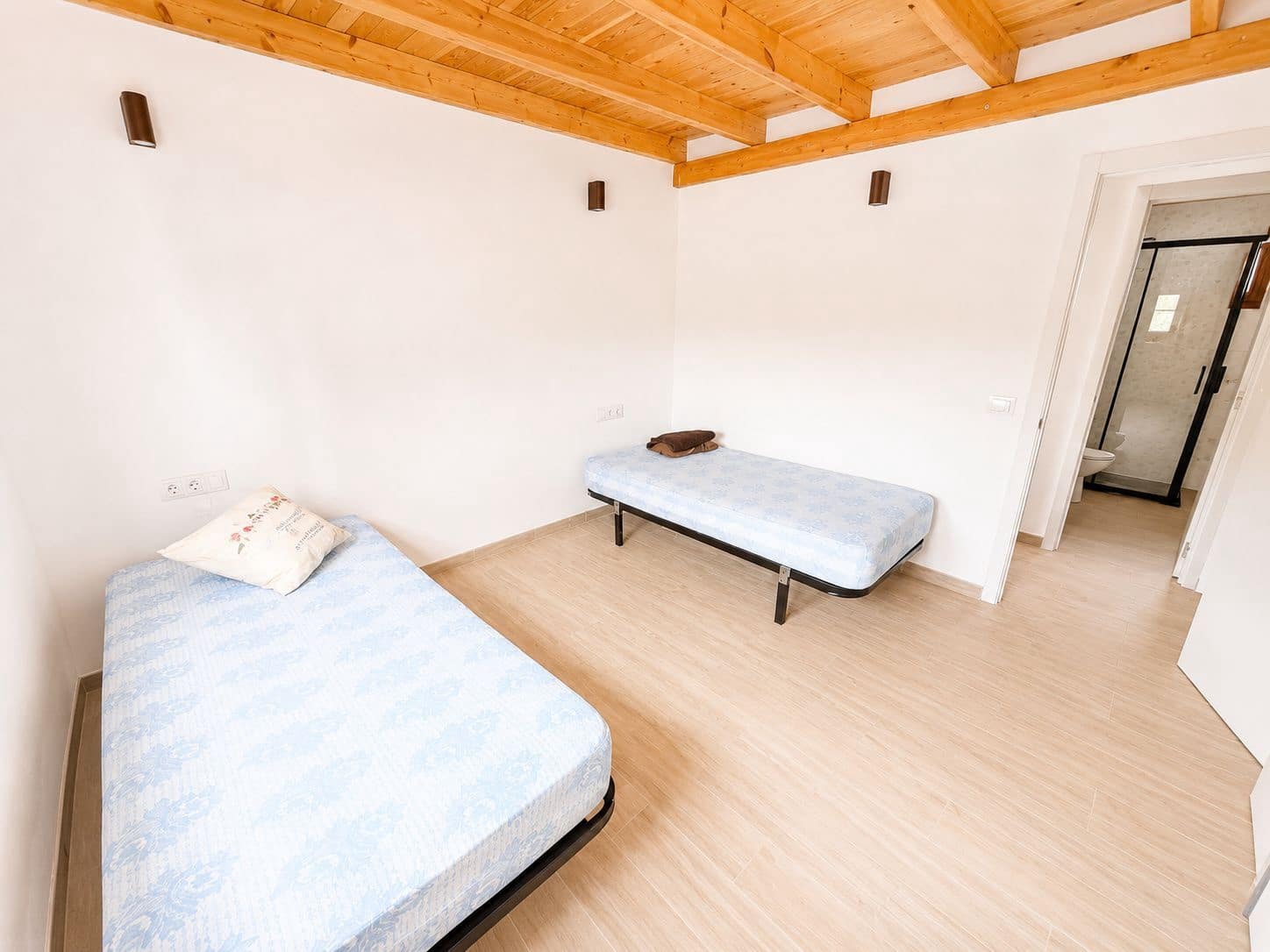 2 bedroom Finca/Country House for sale in Antigua with pool - € 290,000 (Ref: 9830642)