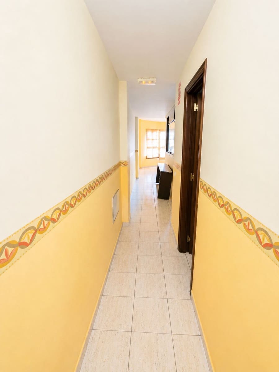 2 bedroom Flat for sale in Puerto del Rosario - € 173,000 (Ref: 9838897)