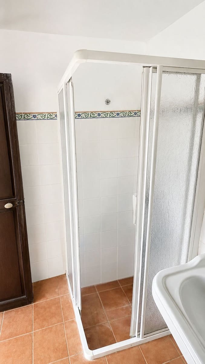 5 bedroom Townhouse for sale in Tetir with garage - € 980,000 (Ref: 9849005)