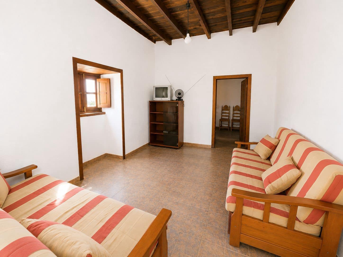 5 bedroom Townhouse for sale in Tetir with garage - € 980,000 (Ref: 9849005)