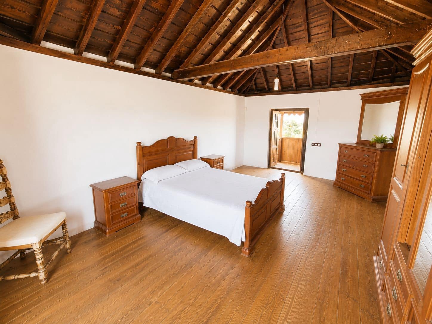 5 bedroom Townhouse for sale in Tetir with garage - € 980,000 (Ref: 9849005)