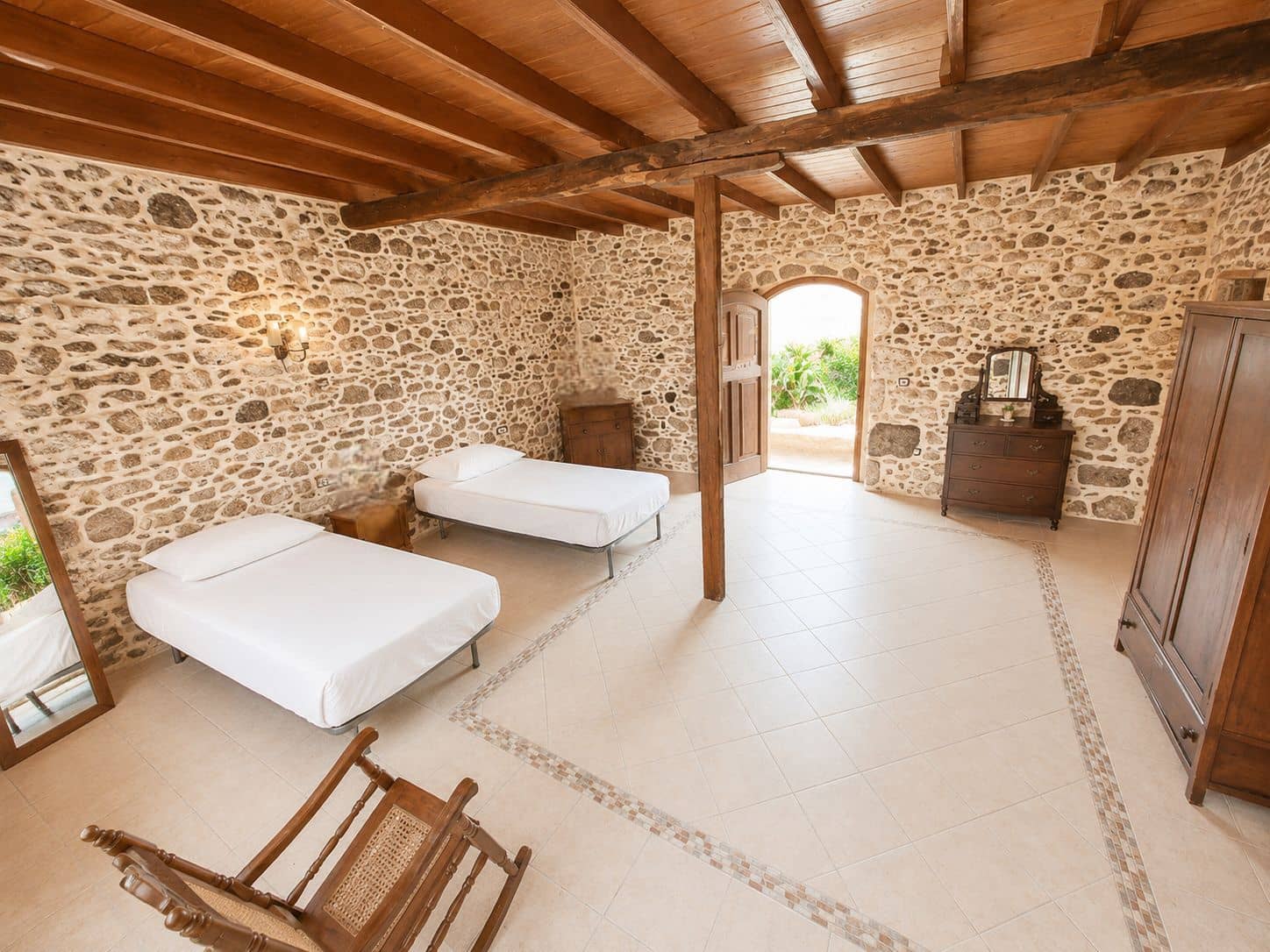 5 bedroom Townhouse for sale in Tetir with garage - € 980,000 (Ref: 9849005)