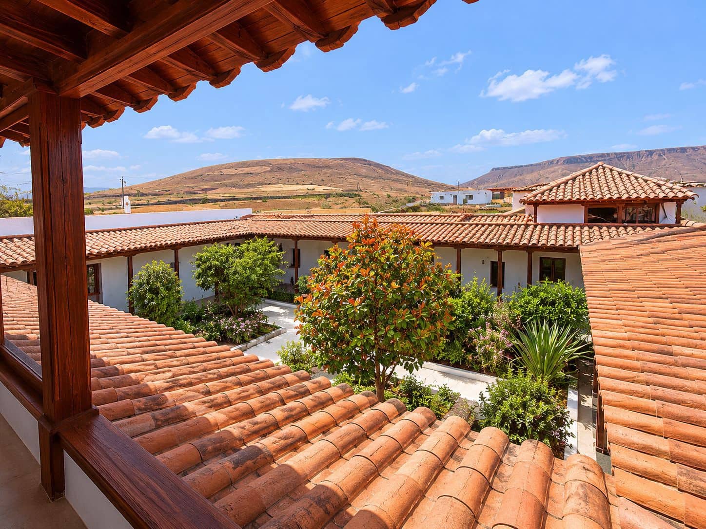 5 bedroom Townhouse for sale in Tetir with garage - € 980,000 (Ref: 9849005)