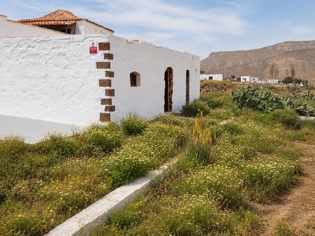 Casa de 5 habitaciones en Tetir, Puerto del Rosario en venta con garaje - 980.000 € (Ref: 9849005)