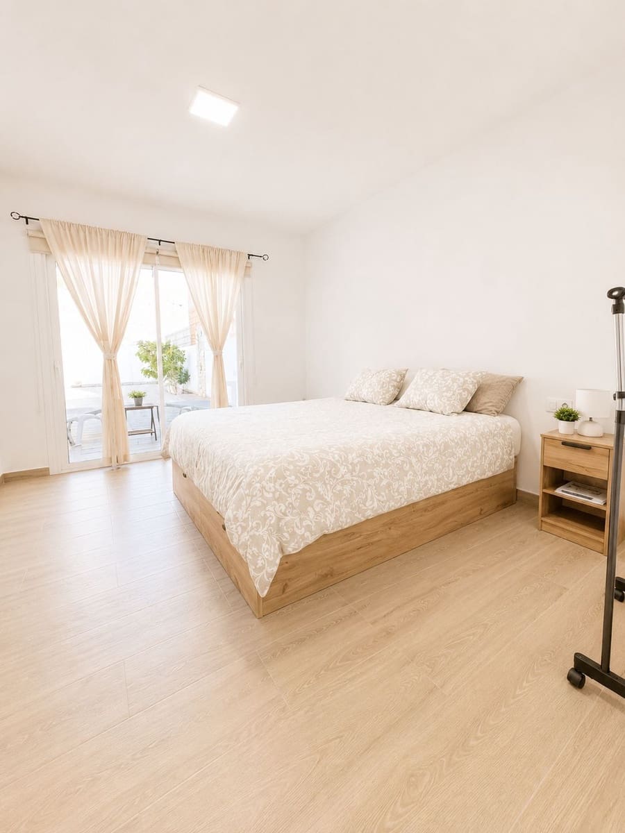 2 bedroom Townhouse for sale in Gran Tarajal with garage - € 350,000 (Ref: 9854927)