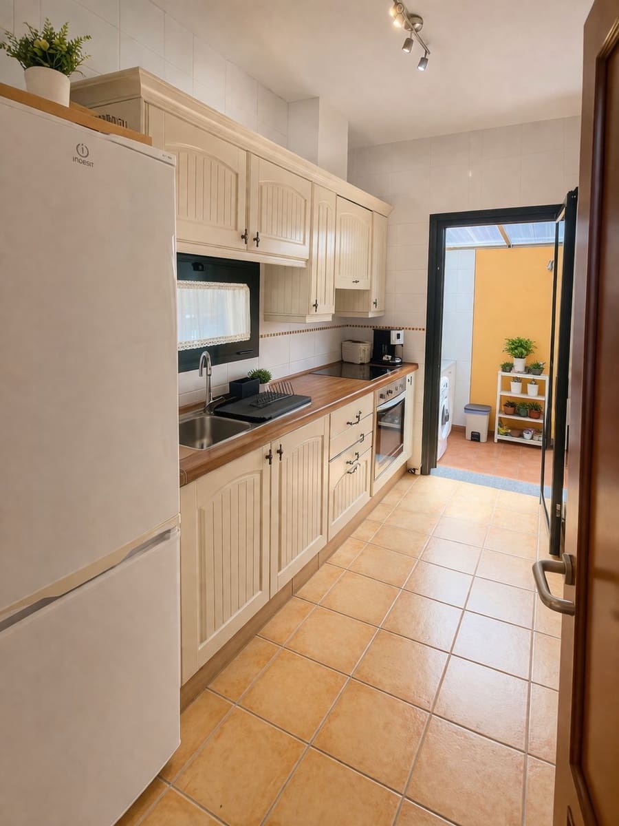 1 soveværelse Villa til salg i Corralejo med garage - € 240.000 (Ref: 9856338)