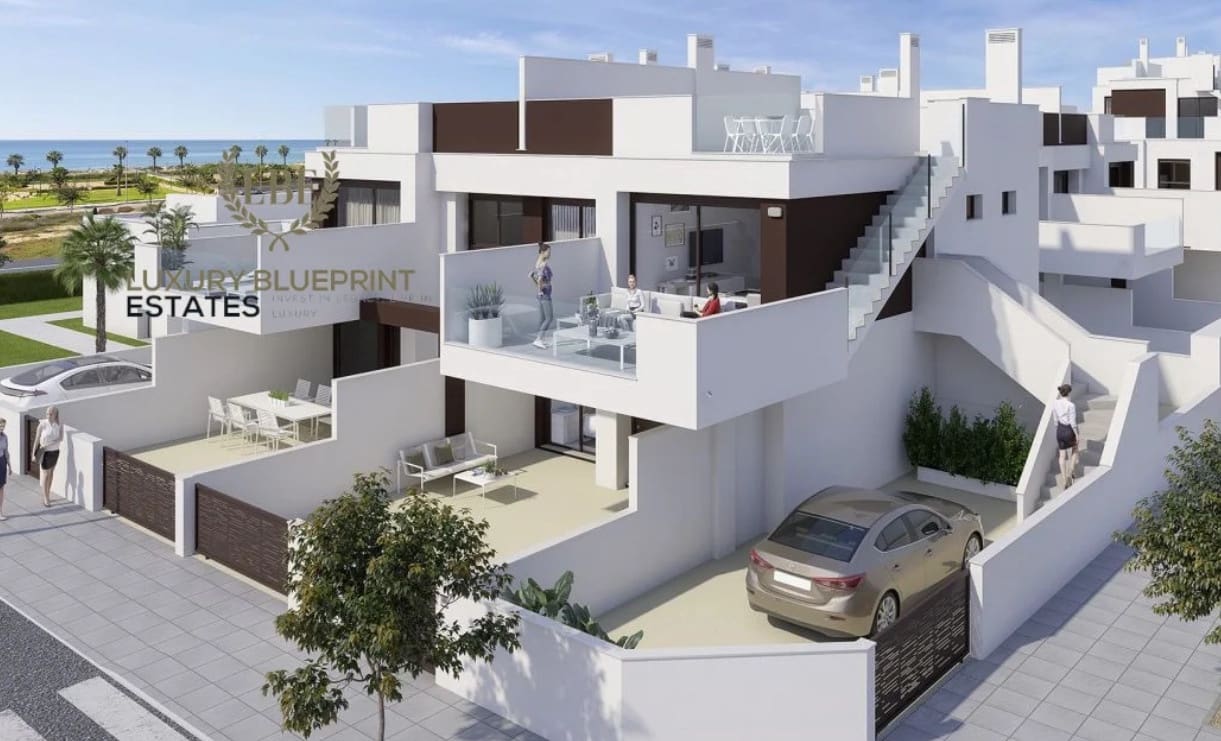 3 bedroom Apartment for sale in Pilar de la Horadada with pool garage - € 450,000 (Ref: 9535064)