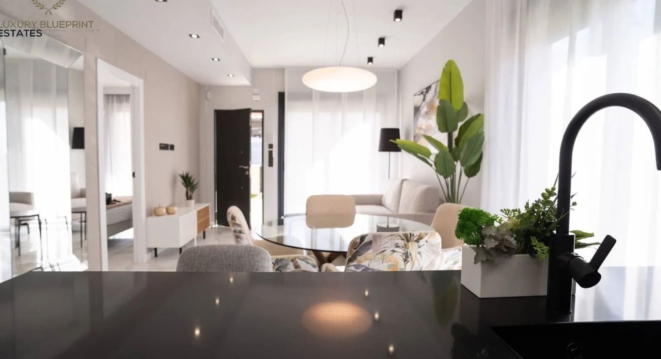 3 sypialnia Bungalow na sprzedaż w Pilar de la Horadada z basenem garażem - 365 000 € (Ref: 9535233)