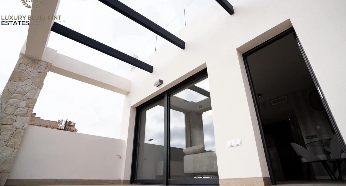 3 sypialnia Bungalow na sprzedaż w Pilar de la Horadada z basenem garażem - 365 000 € (Ref: 9535233)