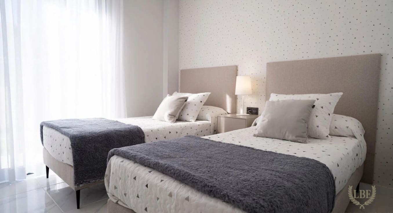 3 sypialnia Bungalow na sprzedaż w Pilar de la Horadada z basenem garażem - 365 000 € (Ref: 9535233)