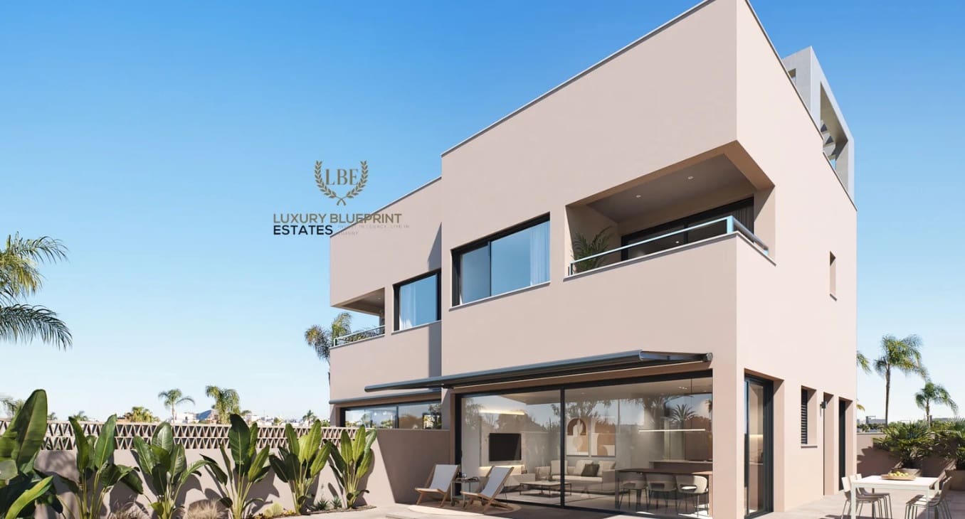 Chalet de 4 habitaciones en El Mojon en venta con piscina garaje - 1.400.000 € (Ref: 9536870)