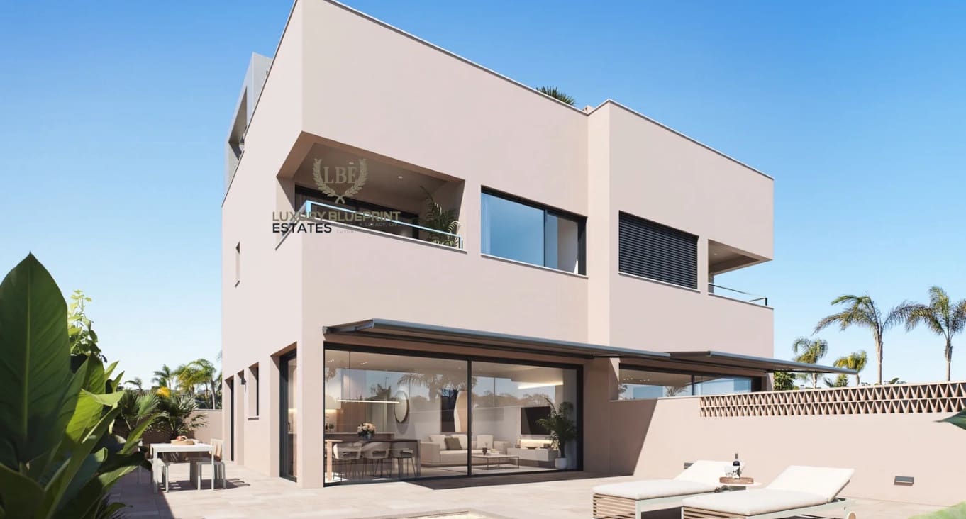 Chalet de 4 habitaciones en El Mojon en venta con piscina garaje - 1.400.000 € (Ref: 9536870)