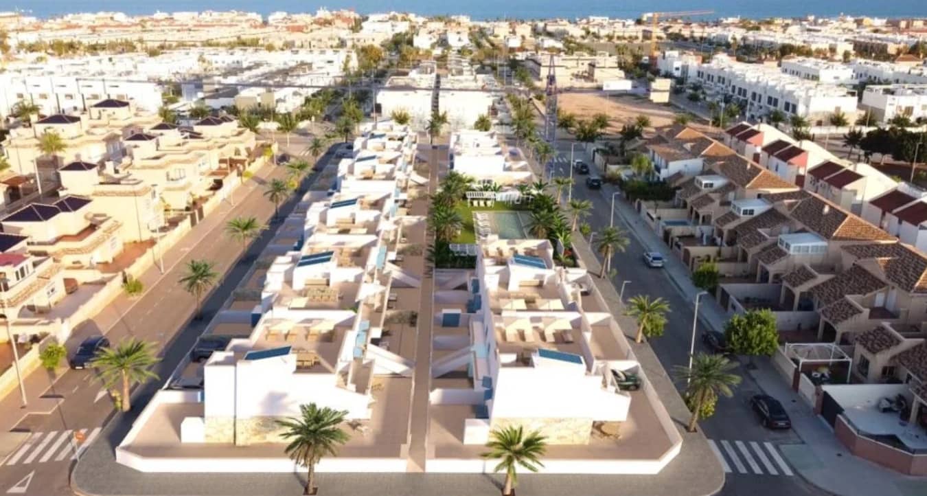 4 sypialnia Willa na sprzedaż w Torre de la Horadada z basenem garażem - 745 000 € (Ref: 9537352)