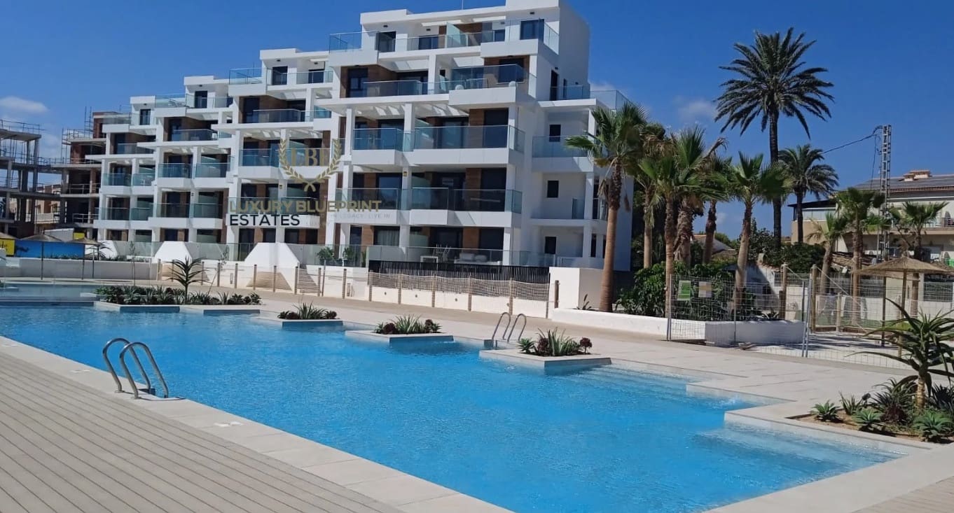 3 bedroom Apartment for sale in Denia with pool garage - € 355,000 (Ref: 9566732)