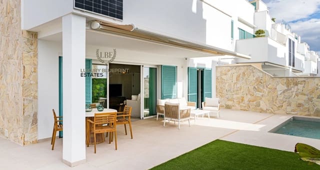 3 Zimmer Doppelhaus zu verkaufen in Torre de la Horadada, Pilar de la Horadada mit Pool Garage - 492.000 € (Ref: 9571832)