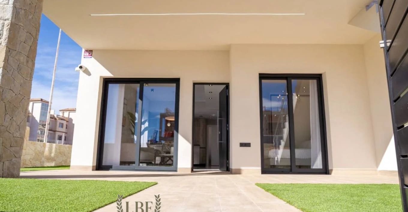 2 camera da letto Villetta Bifamiliare in vendita in Pilar de la Horadada con piscina garage - 355.000 € (Rif: 9571876)