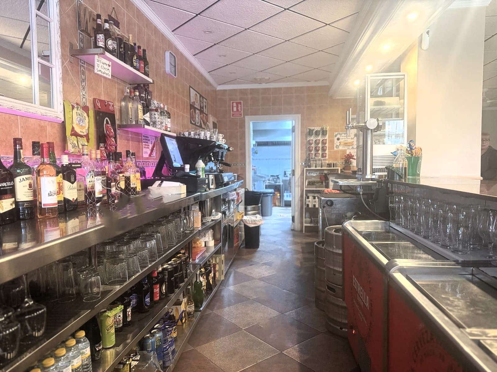 Bedrijf te koop in San Cayetano met garage - € 55.000 (Ref: 9599983)