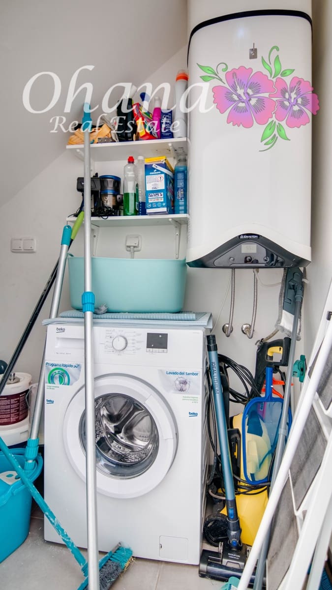 2 makuuhuone Huvila myytävänä paikassa Roda mukana uima-altaan 
autotalli - 339 500 € (Ref: 9600039)