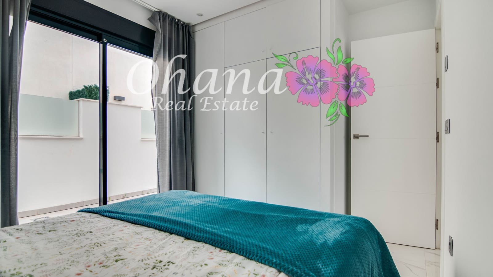 2 makuuhuone Huvila myytävänä paikassa Roda mukana uima-altaan 
autotalli - 339 500 € (Ref: 9600039)