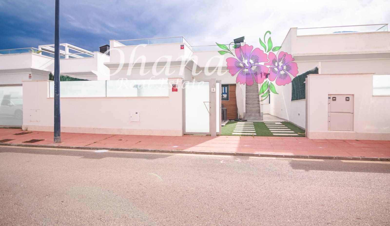 2 makuuhuone Huvila myytävänä paikassa Roda mukana uima-altaan 
autotalli - 339 500 € (Ref: 9600039)