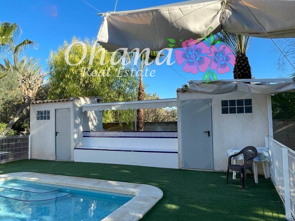 6 makuuhuone Maalaistalo myytävänä paikassa Los Alcazares mukana uima-altaan 
autotalli - 498 000 € (Ref: 9604468)