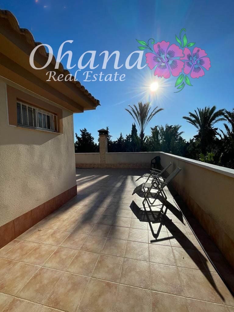 6 makuuhuone Maalaistalo myytävänä paikassa Los Alcazares mukana uima-altaan 
autotalli - 498 000 € (Ref: 9604468)