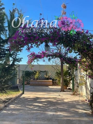 6 makuuhuone Maalaistalo myytävänä paikassa Centro, Los Alcázares mukana uima-altaan 
autotalli - 498 000 € (Ref: 9604468)