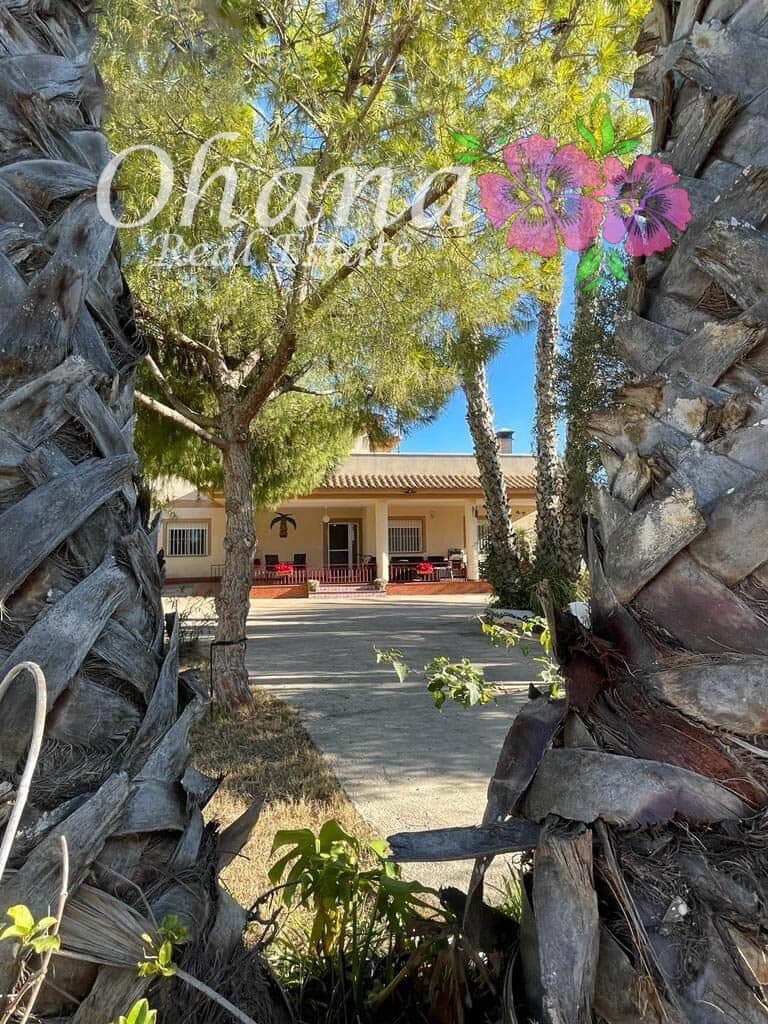 6 makuuhuone Maalaistalo myytävänä paikassa Los Alcazares mukana uima-altaan 
autotalli - 498 000 € (Ref: 9604468)