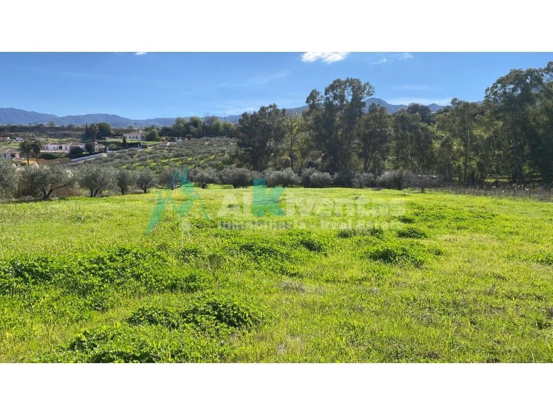 Rakentamaton maa myytävänä paikassa Alhaurin de la Torre - 75 000 € (Ref: 9626243)