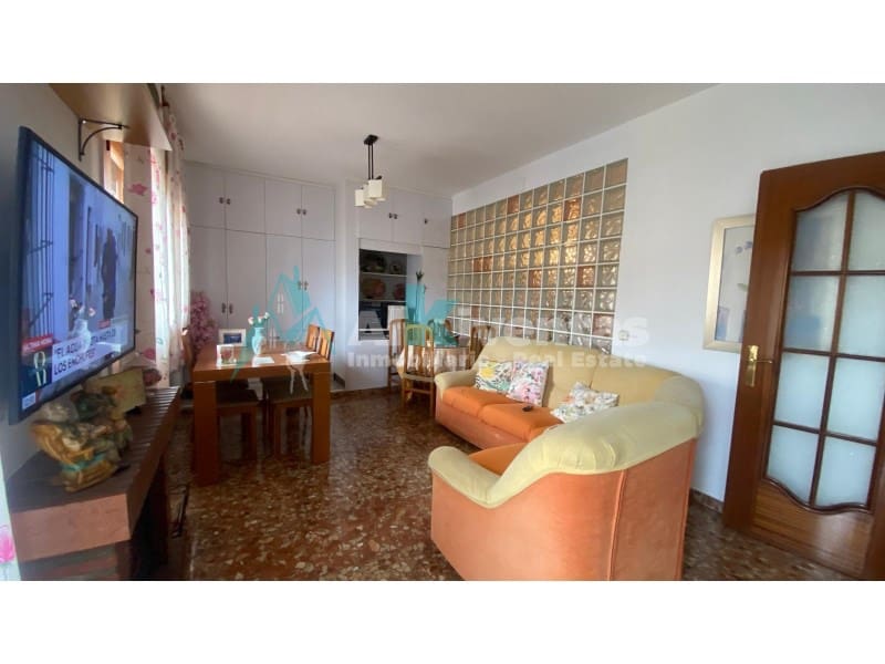 7 slaapkamer Huis te koop in Malaga stad met garage - € 650.000 (Ref: 9626244)