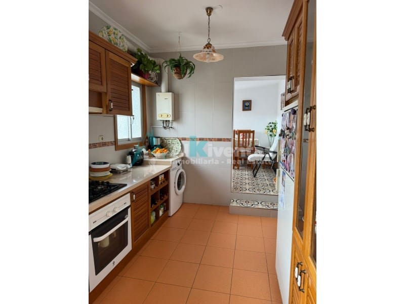 7 slaapkamer Huis te koop in Malaga stad met garage - € 650.000 (Ref: 9626244)