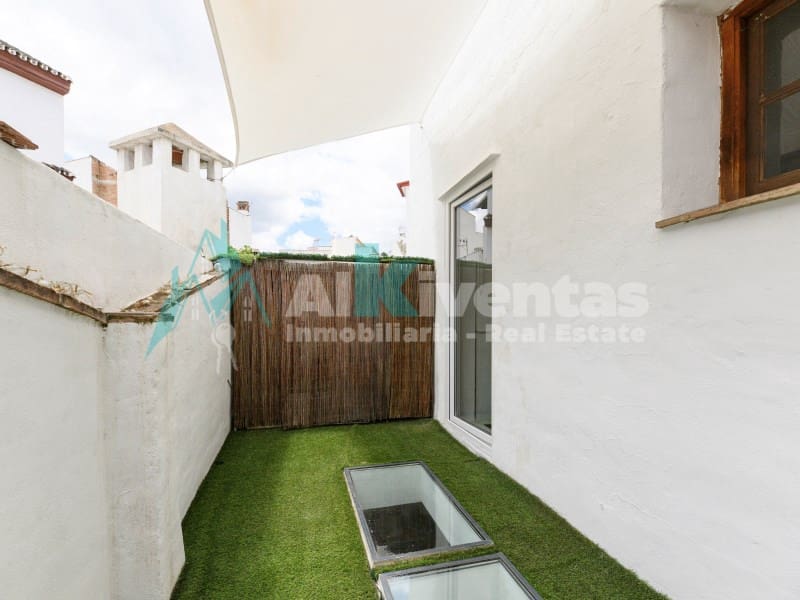 5 sovrum Villa till salu i Monda - 490 000 € (Ref: 9627528)