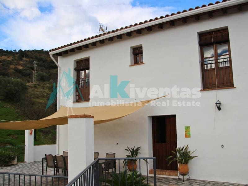 5 sovrum Villa till salu i Monda - 1 190 000 € (Ref: 9627529)