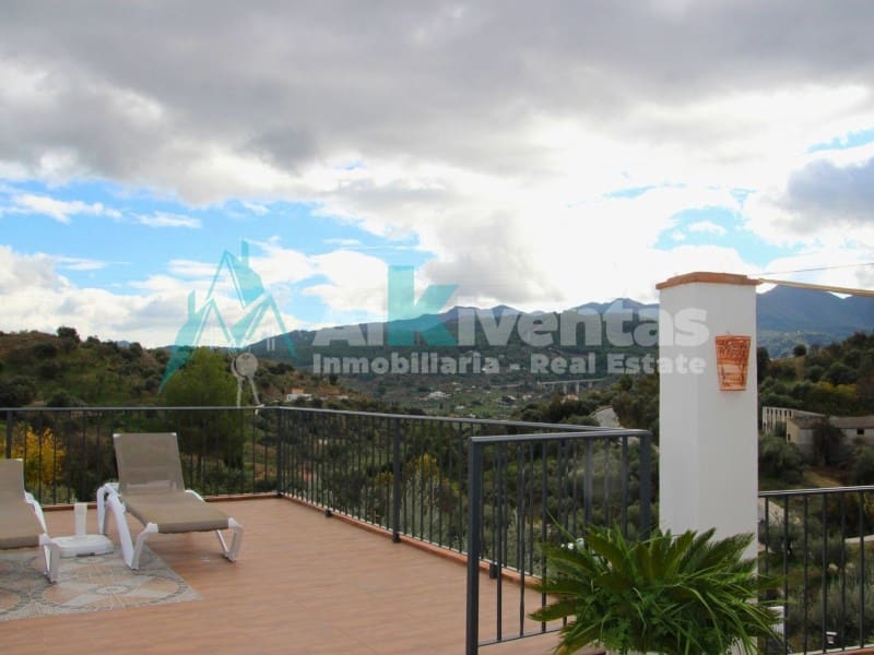 5 sovrum Villa till salu i Monda - 1 190 000 € (Ref: 9627529)