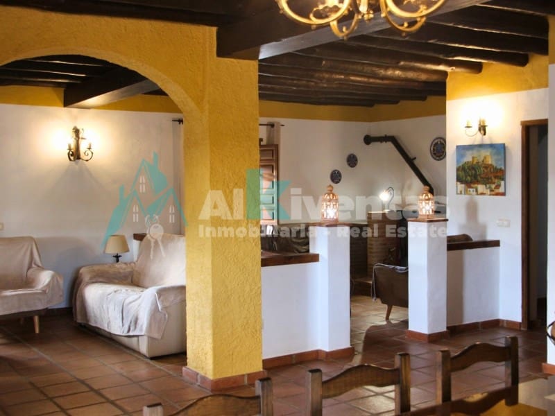 5 sovrum Villa till salu i Monda - 1 190 000 € (Ref: 9627529)