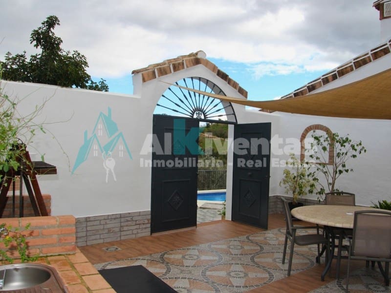 5 sovrum Villa till salu i Monda - 1 190 000 € (Ref: 9627529)