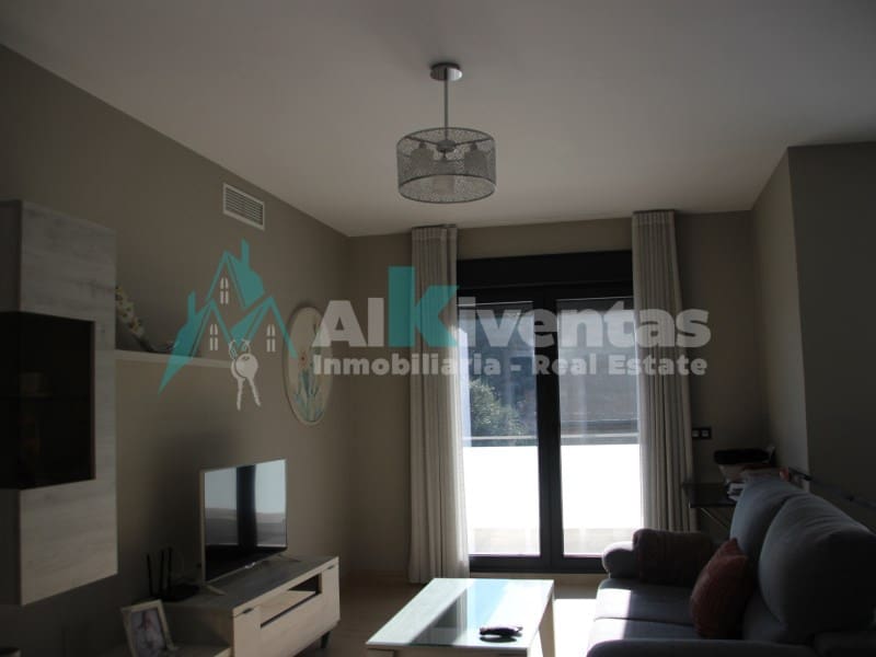 3 makuuhuone Huvila myytävänä paikassa Pizarra mukana 
autotalli - 629 000 € (Ref: 9627531)