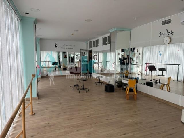 Comercial para venda em Alhaurín el Grande - 439 000 € (Ref: 9637301)