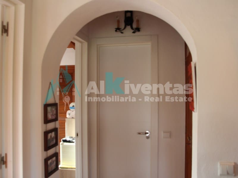 3 bedroom Villa for sale in Alhaurin el Grande with garage - € 437,000 (Ref: 9721493)