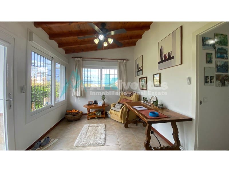 3 bedroom Villa for sale in Alhaurin el Grande with garage - € 437,000 (Ref: 9721493)