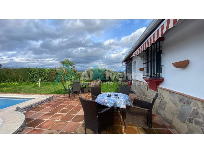 3 bedroom Villa for sale in Alhaurin el Grande with garage - € 437,000 (Ref: 9721493)