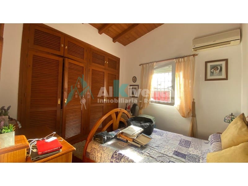 3 bedroom Villa for sale in Alhaurin el Grande with garage - € 437,000 (Ref: 9721493)