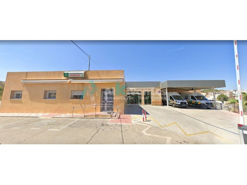 Apartament na sprzedaż w Coin z garażem - 235 000 € (Ref: 9758021)