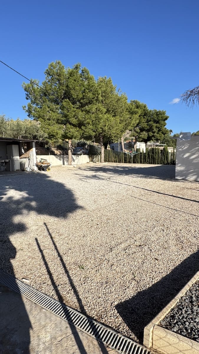 4 bedroom Finca/Country House for sale in La Romana with pool - € 240,000 (Ref: 9532607)